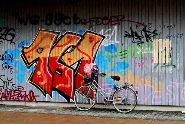 鉴黄师官网内容挑战升级｜视觉识别挑战面临更高识别标准