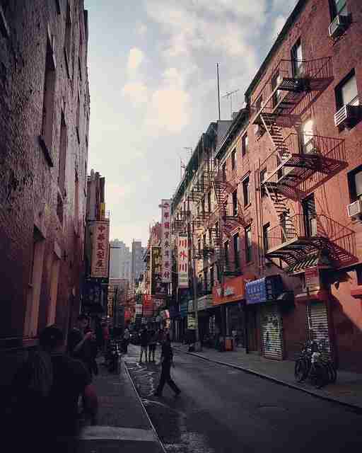 鉴黄师数据分析｜新技术辅助现状平台审查标准持续收紧